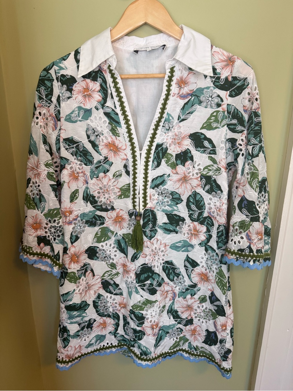 Floral Embroidered V-Neck Tunic Dress in Green & Pink